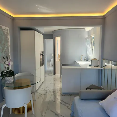 Sea Front Madame Blue 4-star Two-room In Ecological Health Design